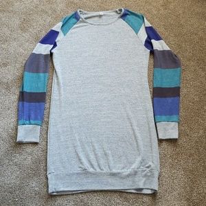 Striped sleeve tunic